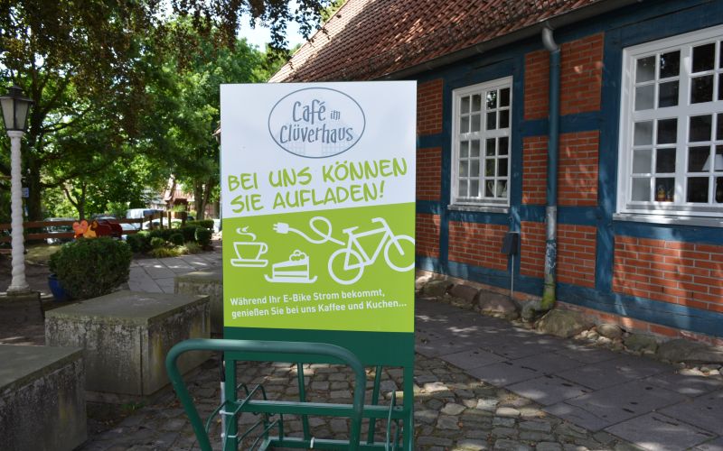 Aufladestation für E-Bikes am Clüverhaus